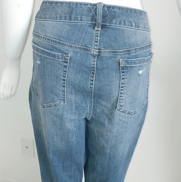 TORRID JEANS 24 Pre- Owned - Picture 8 of 16
